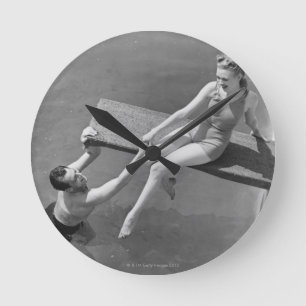 Horloge Ronde Woman on diving board