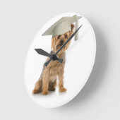 Horloge Ronde Yorkie Chien avec Casquette de diplôme (Angle)
