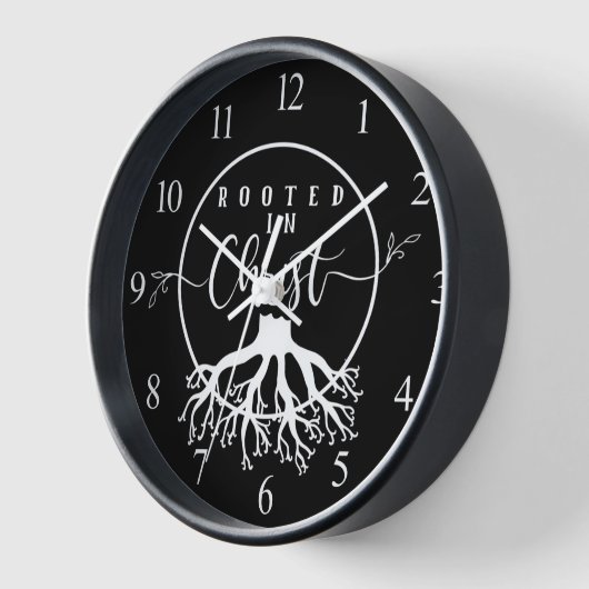 Horloge Rooted in Christ (Angle)