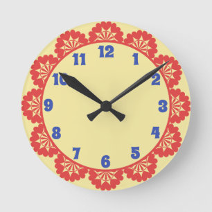 Horloge rouge, citron et bleu pâle de cuisine