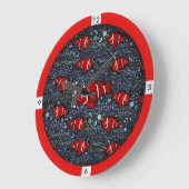 Horloge rouge de poissons (Angle)