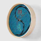 Horloge Scorpion & Chien d'Eau (Angle)