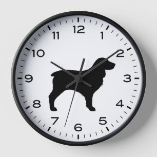 Horloge Silhouette de Boykin Spaniel avec chiffres et minu