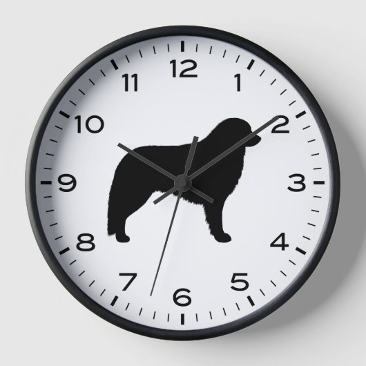 Horloge Silhouette de chien Kuvasz avec des chiffres et de (Recto)