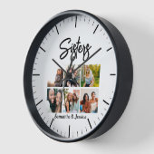 Horloge Sisters personnalisés Script 6 Collage photo (Angle)