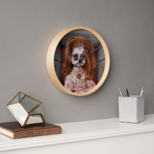 Horloge SlipperyJoe's old doll Happy Halloween creepy bloo