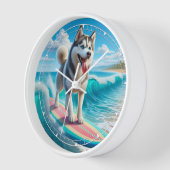 Horloge Surf Whimsical Husky Sibérien (Angle)