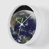 Horloge Tempêtes Tropicales Sur La Planète Terre. (Angle)