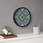 Horloge Turquoise Turquoise Seafoam Green Hip Bohemian Bal<br><div class="desc">Belle motif en mosaïque contemporaine ocre marron, turquoise, bleu foncé et vert turquoise, Art nouveau déco. Motif décoratif disponible sur une variété de produits élégants et assortis accents et accessoires de décoration maison. Un design original pour le décorateur d'intérieur ou ceux qui aiment décorer leur chambre de maître ou d'enfant,...</div>