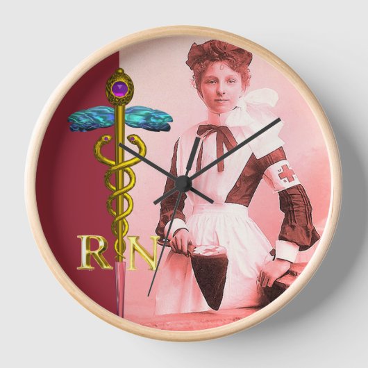 Horloge VINTAGE NURSE et Gold Caduceus (Recto)