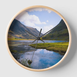 Horloge vue de la nature,montagne