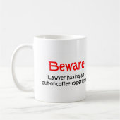 Hors de la tasse d'avocat d'expérience de café (Gauche)