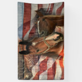 Horse Rustic Barn American Flag Spandoek (Verticaal)