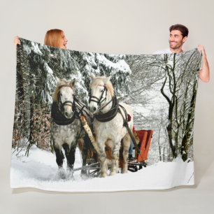 HORSES EN SLEIGH in de SNEE Fleece Deken
