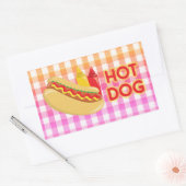 Hot Dog op Gingham picknick tafelkleed w / speceri Rechthoekige Sticker (Envelop)