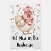 Hot Mess in the Henhouse Valentine Chicken Theedoek (Verticaal)