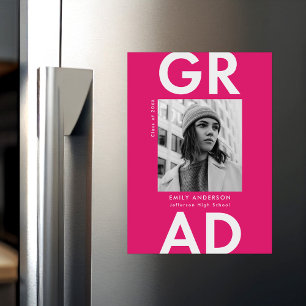 Hot pink Bold Afstudeerder Foto Afstuderen Aanko Magnetische Uitnodiging