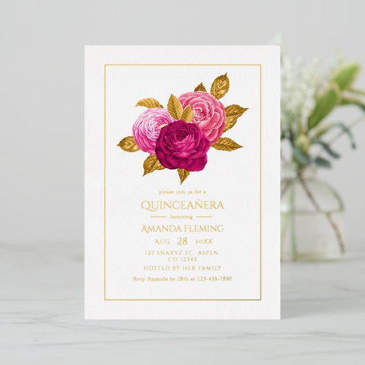 Hot-Pink en Gold Floral Quinceañera Folie Uitnodiging (Staand Voorkant)