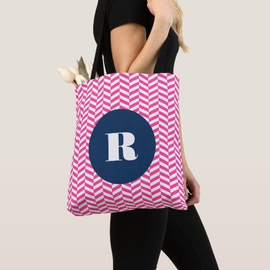 Hot Pink Herringbone Pattern Monogram Bag Draagtas (Dichtbij)