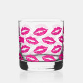 Hot Pink Lipstick Kus Patroon Whiskey Glas (Links)