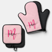 Hot Pink Monogram Meisje Keukenscript Ovenwant & Pannenlap Set (Voorkant / Achterkant)