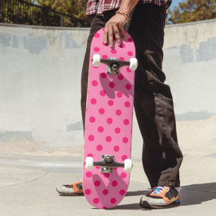 Hot Pink op Pink Polka Dots Patroonontwerp Skateboard