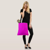 Hot Pink Statement Tas: Draag alles in stijl Draagtas (Op model)