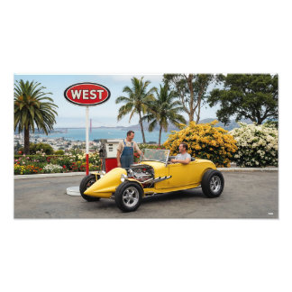 Hot rod in a gas station foto afdruk