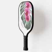 Hot-roze orchideeën op Monstera Leaf met naam Pickleball Paddle (Links)
