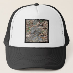 Hot Springs Mountain, AR Eekhoorn Camouflage Cadea Trucker Pet