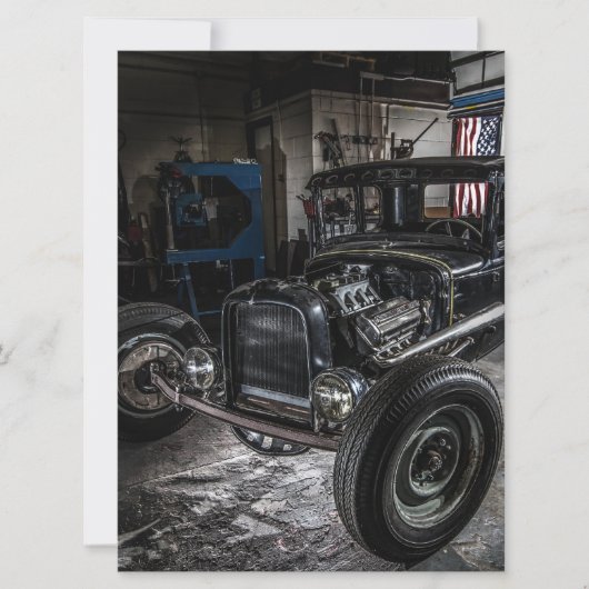 Hotrod dans une invitation au garage (Devant)