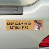 Hou kalm en retourbrand bumpersticker (Op auto)