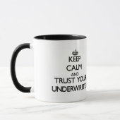 Hou kalm en vertrouw op je onderschrijver mok (Links)