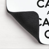 Houd kalm en draag zwarte tekst muismat (Hoek)