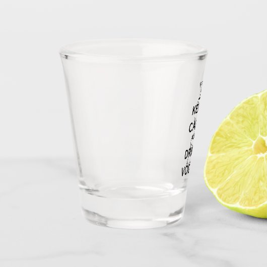 Houd kalm en Drink wodka met Martini Shot Glas (Links)