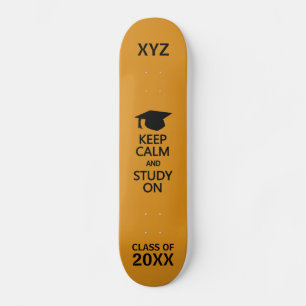Houd kalm en onderzoek op aangepaste skateboards