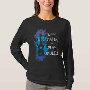Houd kalm en speel ukulele tribale kleurrijk t-shirt