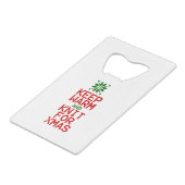 Houd Warm en Knit voor Kerstmis Kredietkaart Flessenopener (Achterkant Gekanteld)