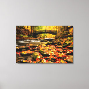 Houden Bridge en Creek in Herfst Canvas Afdruk