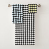 Houndstooth in zwart & [aangepaste kleur] bad handdoek (Insitu)
