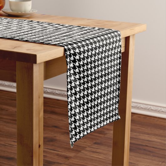 Houndstooth Pattern in Black and White Korte Tafelloper (Voorbeeld)