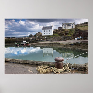 Houses en boten langs het water poster