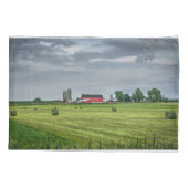 Housse D'oreillers Farms | Red Barn & Silo in Spring (Dos)
