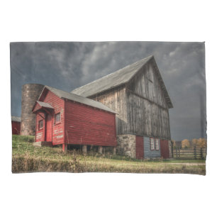 Housse D'oreillers Fermes Grange en bois rouge dans le Michigan