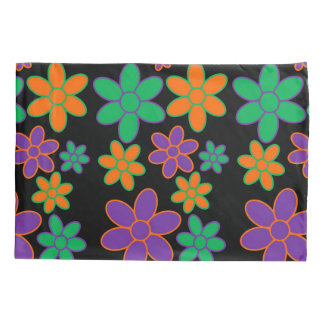 Housse D'oreillers Fleurs de style les années 70 sur un Coque Coussin