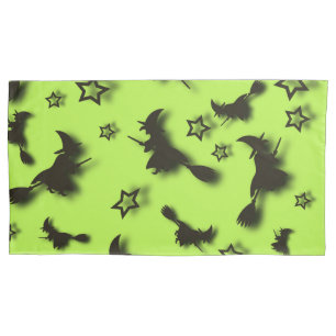 Housse D'oreillers Flying witch among stars at Halloween night 3D