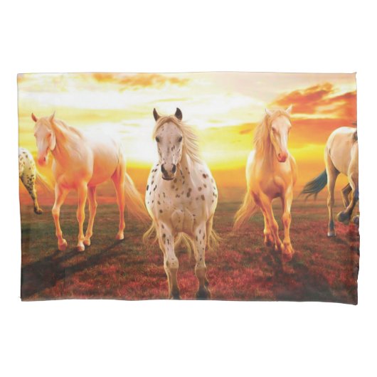 Housse D'oreillers Horses at sunset throw pillow (devant-gauche)