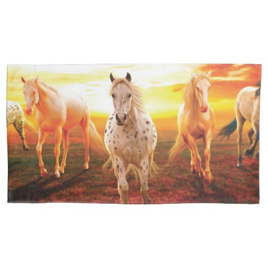 Housse D'oreillers Horses at sunset throw pillow (devant-gauche)