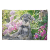 Housse D'oreillers La coquelette Schnauzer dans un jardin fleuri : (Dos)