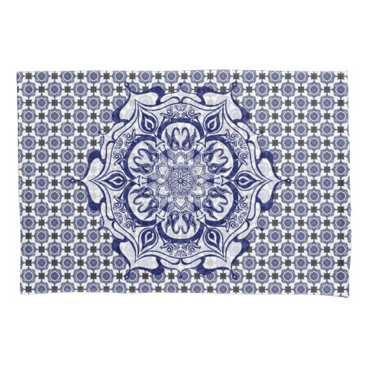 Housse D'oreillers Mandala de créature bleue et blanche (devant-gauche)